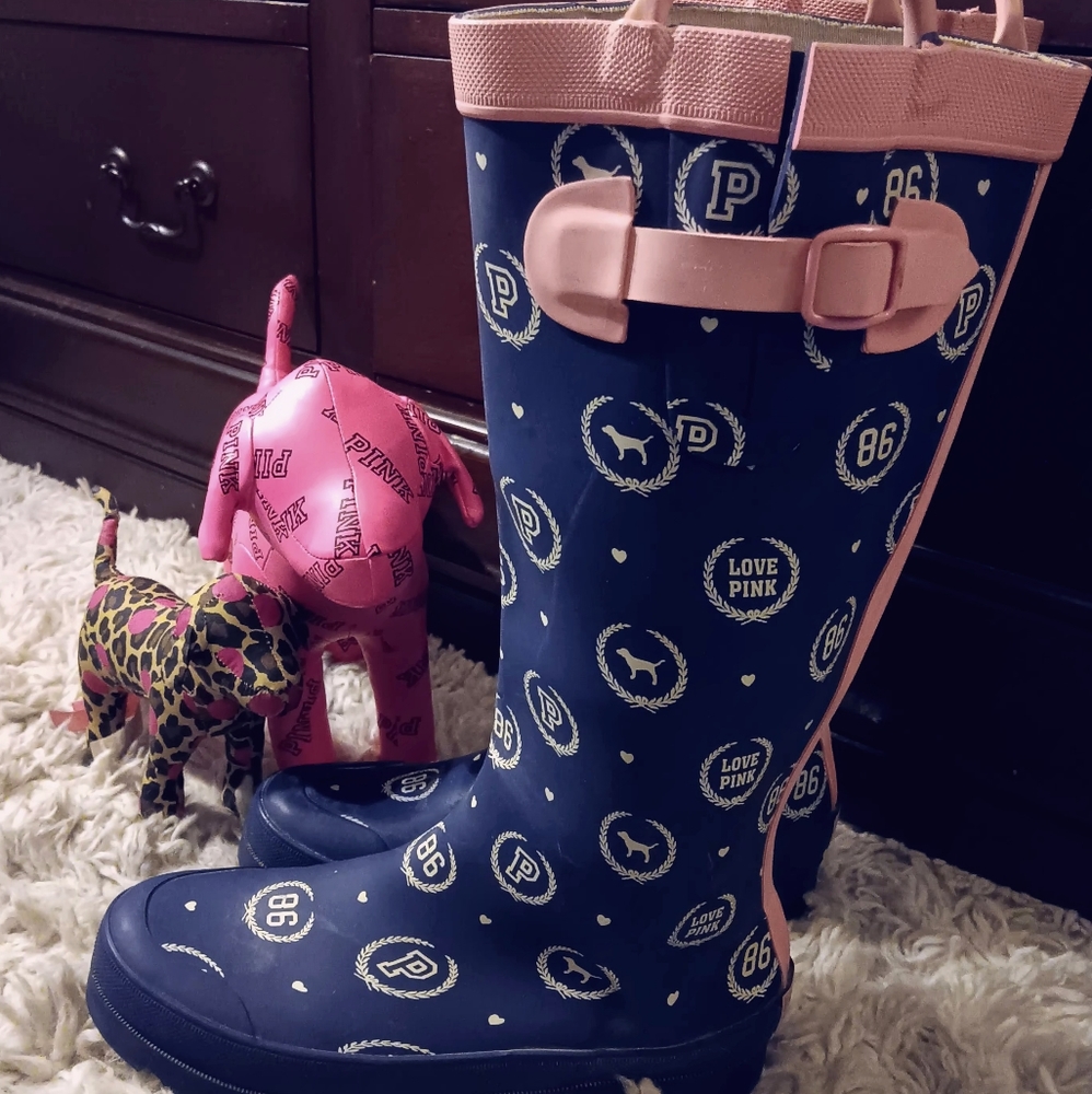 RARE htf rainboots